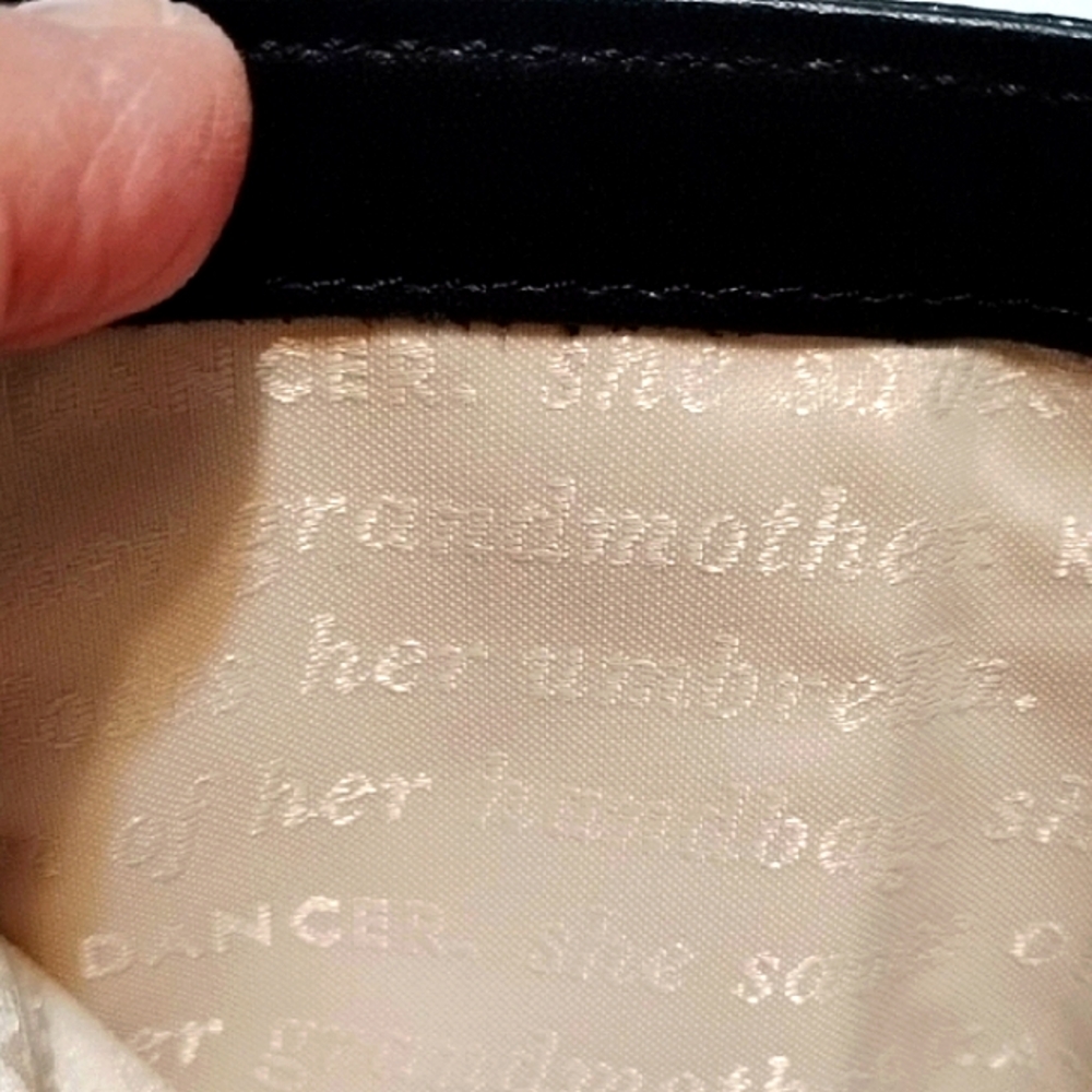 EUC💞Kate Spade Storybook Wallet! Metallic Dots & Leather! Full Sentences Inside - Picture 2 of 10